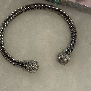 Elegant Silver Twisted Bracelet